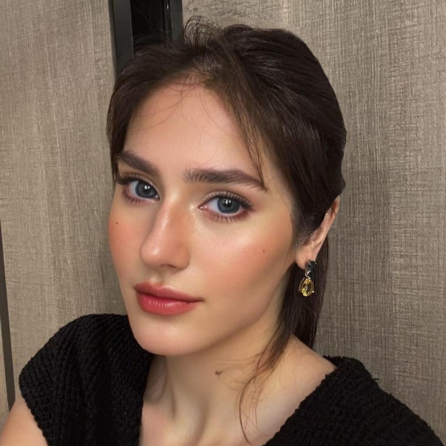 [RIZILIA CELEBOX] Teardrop Dangle Pierced Earrings with Pear Cut CZ [9 Colors available] in White Gold Plated, Celebrity inspired by Angelina Jolie